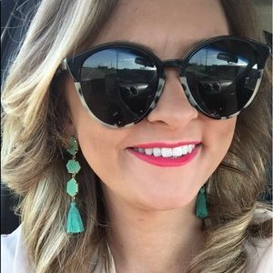 Meet your Posher, Mccaely